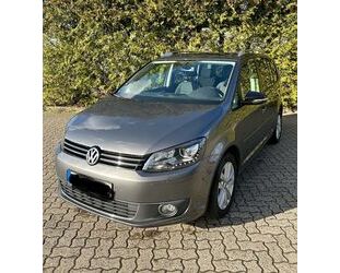 VW Volkswagen Touran 1.6 TDI DSG Style Style Gebrauchtwagen