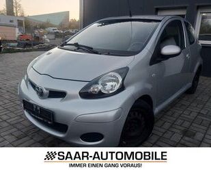 Toyota Toyota AYGO 1,0 KLIMA 1. HAND 68 PS Gebrauchtwagen