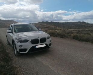 BMW BMW X1 sDrive18d - mit AHK/8fach Bereifung Gebrauchtwagen