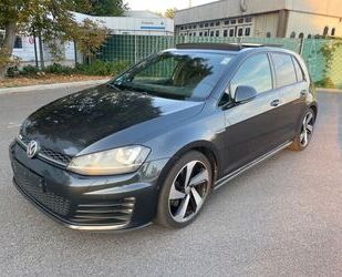 VW Volkswagen Golf GTD DSG pano standheizung Gebrauchtwagen