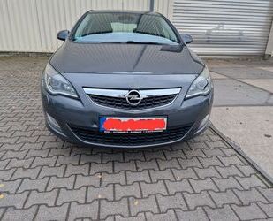 Opel Opel Astra 1.6 Edition Sport AHK PDC Klima Gebrauchtwagen