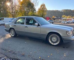 Mercedes-Benz Mercedes-Benz E 200 W124 *UPDATE* Gebrauchtwagen