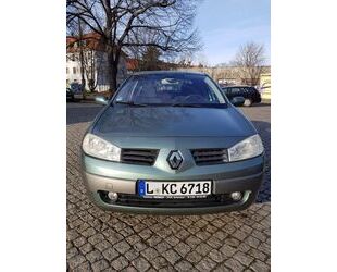 Renault Renault Megane Avantage 1.6 16V Avantage Gebrauchtwagen