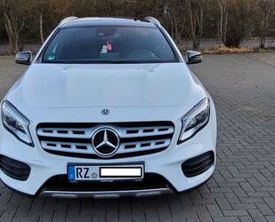 Mercedes-Benz Mercedes-Benz GLA 200 - TOP! Gebrauchtwagen