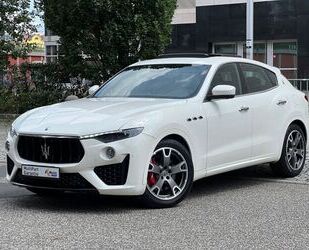 Maserati Maserati Levante Q4//PANORAMA//*CARBON PAKET* Gebrauchtwagen