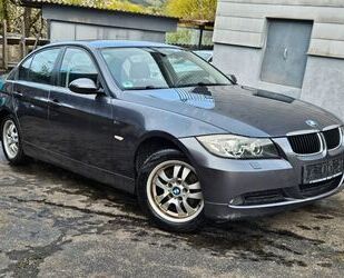 BMW BMW 318i -Xenon-Klimaaut.-Tempomat-PDC-ALU-Bordcom Gebrauchtwagen