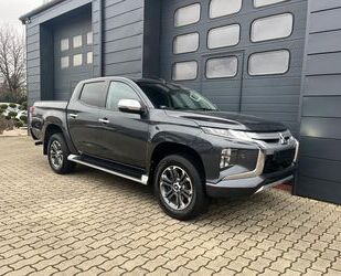 Mitsubishi Mitsubishi L 200 Select Doppelkabine 4WD+Leder+AHK Gebrauchtwagen