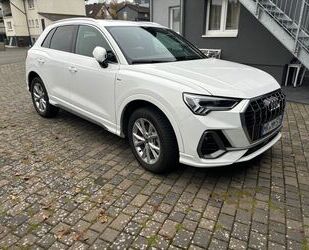 Audi Audi Q3 45 TFSI quattro S tronic S line 14TKM Gebrauchtwagen