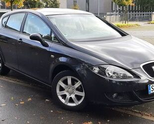 Seat Seat Leon 1.6 Stylance 1,6 *TÜV 2/2026* AHK Gebrauchtwagen