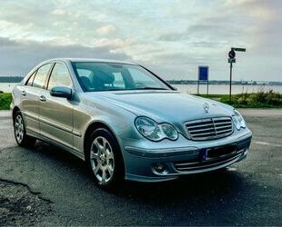 Mercedes-Benz Mercedes-Benz C 180 KOMPRESSOR Elegant Gebrauchtwagen