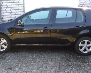 VW Volkswagen Golf 1.6 FSI Trendline Trendline Gebrauchtwagen