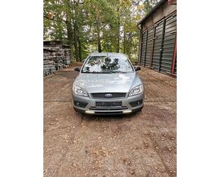 Ford Ford Focus 1.6 67.000 km Nichtraucherfah... Gebrauchtwagen