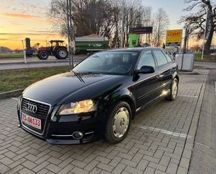 Audi Audi A3 Sportback 1.2 TFSI Attraction,Scheckheft Gebrauchtwagen