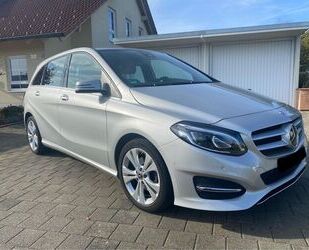 Mercedes-Benz Mercedes-Benz B 220 4MATIC // Top Ausstattung, top Gebrauchtwagen