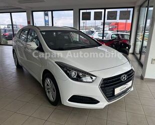 Hyundai Hyundai i40 cw blue Classic Scheckheft/Klima/AHK/E Gebrauchtwagen