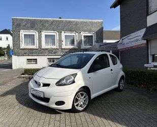 Toyota Toyota Aygo AYGO 1.0 Basis *TÜV NEU*ALUFELGEN*USB* Gebrauchtwagen