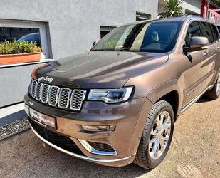 Jeep Jeep Grand Cherokee 3.0 CRD Summit*PANO*KAM*ABST*G Gebrauchtwagen