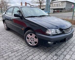 Toyota Toyota Avensis 2.0 linea sol Gebrauchtwagen