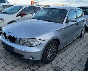 BMW BMW 116 Baureihe 1 Lim. 116i/NAVIGATION/KLIMAAUTO/ Gebrauchtwagen