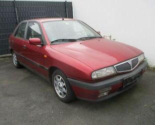 Lancia Lancia Delta 1.8 IE LX 1 HAND Klima Scheckheft Gebrauchtwagen