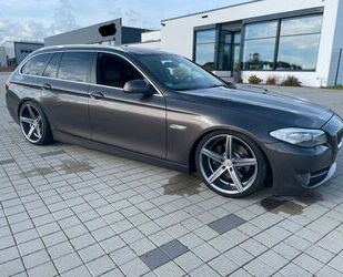 BMW BMW 530d Touring A - Gebrauchtwagen