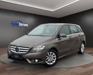 Mercedes-Benz Mercedes-Benz B 200 NAVI SHZ PDC 8-FACH BEREIFT TÜ Gebrauchtwagen