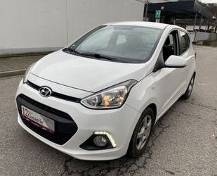 Hyundai Hyundai i10 FIFA World Cup Edition Shz Ahk WinterP Gebrauchtwagen