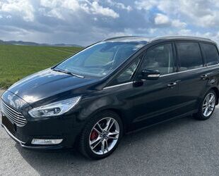 Ford Ford Galaxy Titanium Pano AHK inkl. Winterreifen Gebrauchtwagen