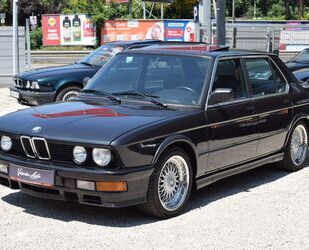 BMW BMW 535i e28/ manual / 17