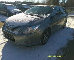 Toyota Toyota Avensis Kombi TEC-Edition,Panorama,VOLL,VOL Gebrauchtwagen