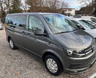 VW Volkswagen T6 Transporter Bus Multivan Trendline Gebrauchtwagen