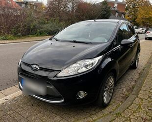 Ford Ford Fiesta 1,25 60kW Titanium 78000 km HU Mai 202 Gebrauchtwagen