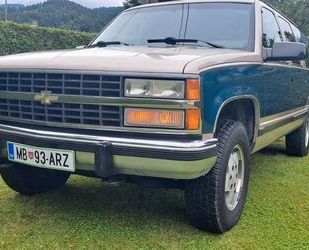 Chevrolet Chevrolet Suburban 5.7 4x4 oldtimer Oldtimer