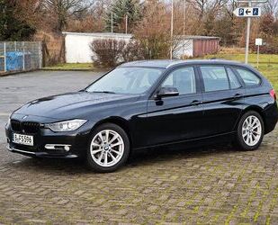 BMW BMW 320d Touring Navi SHZ Bi Xenon HUD Keyless Kli Gebrauchtwagen