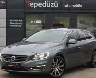 Volvo Volvo V60 Kombi Summum AWD*Navi*Leder*Xenon*Keyles Gebrauchtwagen