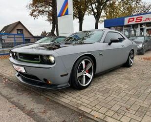 Dodge Dodge Challenger V8 HEMI SRT 8 6.4L Scat Pack Gebrauchtwagen