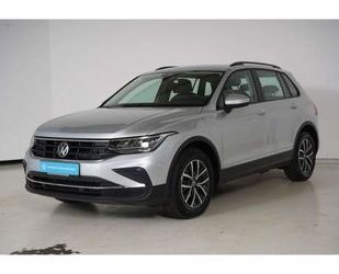 VW Volkswagen Tiguan 2.0 TDI Life DSG AHK/NAV/LED/RFK Gebrauchtwagen