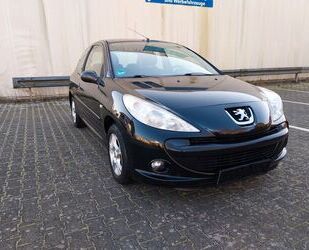 Peugeot Peugeot 206 + Basis Neu TÜV Gebrauchtwagen