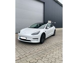 Tesla Model 3 Gebrauchtwagen