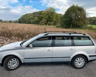 VW Volkswagen Passat Variant 1.9 TDI Basis Gebrauchtwagen