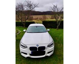 BMW BMW 120d xDrive -MPaket/Navi/Sport/TOPgepflegt Gebrauchtwagen