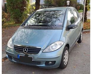 Mercedes-Benz Mercedes-Benz A 150 , hellblau, Klimaanlage, Sitzh Gebrauchtwagen