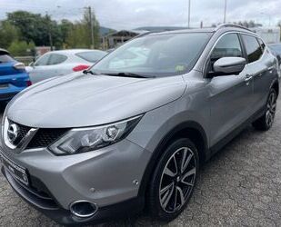 Nissan Nissan Qashqai 1.2 DIG-T 360° KAMERA/NAVI/SHZ/PANO Gebrauchtwagen