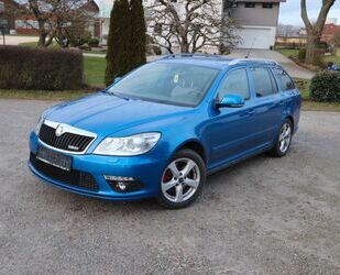 Skoda Skoda Octavia Combi RS Navi Xenon PDC ALU SHZ TÜV1 Gebrauchtwagen