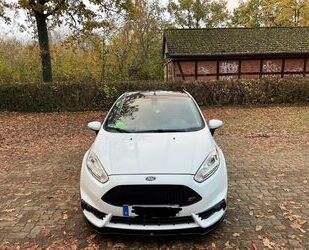 Ford Ford Fiesta 1,6 EcoBoost ST Leder-Sport-Paket ST . Gebrauchtwagen