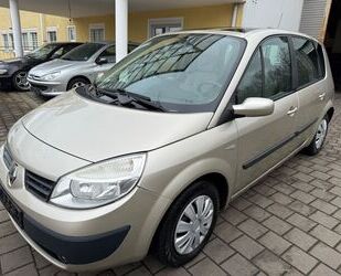 Renault Renault Scenic 1.6 16V Gebrauchtwagen