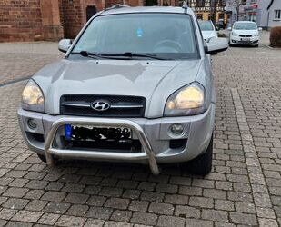 Hyundai Hyundai Tucson 2.7 V6 GLS 4WD Automatik GLS Gebrauchtwagen