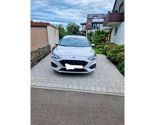 Ford Ford Focus Turnier ST-Line Gebrauchtwagen