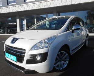 Peugeot Peugeot 3008 HYbrid4 2.0 HDi 165 *Allrad+Navigatio Gebrauchtwagen