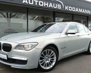 BMW BMW 750i M-Sportpaket*Kamera*Head-Up*Xenon*AHK*4xS Gebrauchtwagen